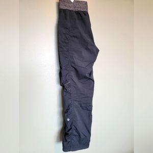 Lululemon lined pant, side pocket, size 6